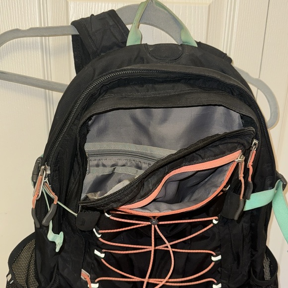 the north face borealis backpack - Picture 6 of 6